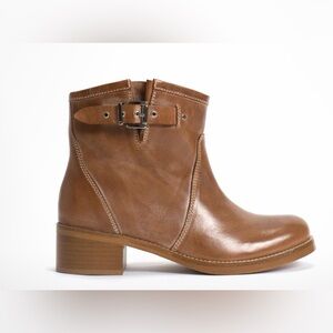 NWT Dico Copenhagen Hunter Buckle Boots, Dark Tan Escovado Leather, size 7